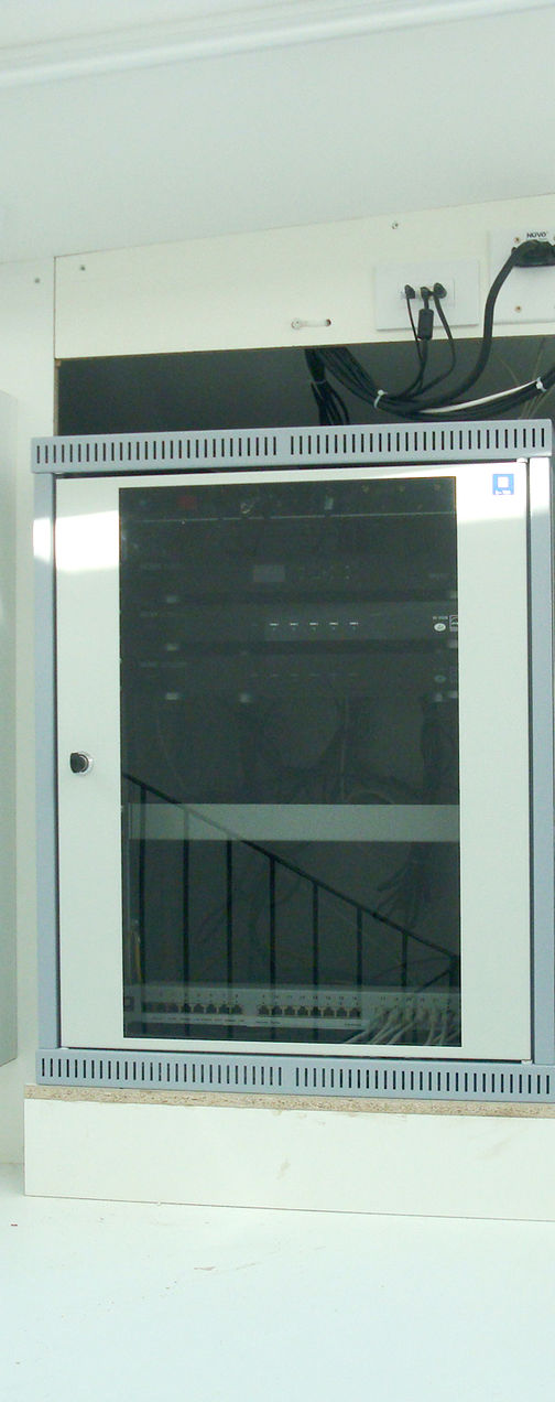 Tecnologia di rete e ricezione ed impianti satellitari